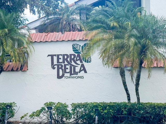 Terra Bella  photo 2